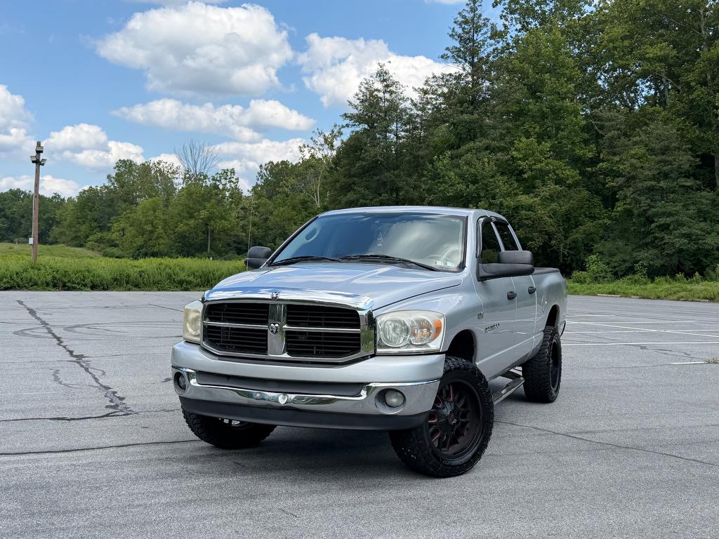 dodge ram 1500 pickup 2007 1D7HU18287S196471 image dodge ram 1500 pickup 2007 1D7HU18287S196471 image